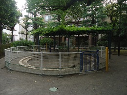 栄町公園02.jpg