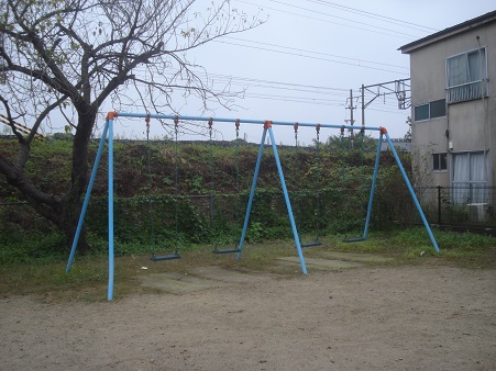 桜木町児童公園004.jpg
