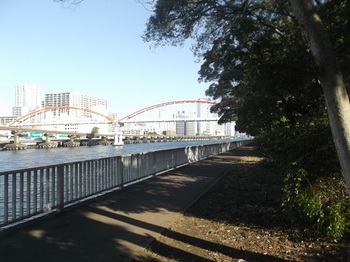 京浜運河緑道公園001.jpg